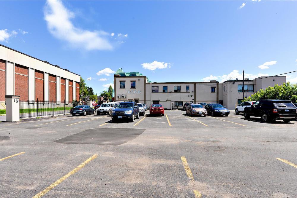 Ottawa Inn Hotel Extérieur photo